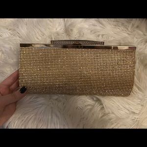 Gold clutch